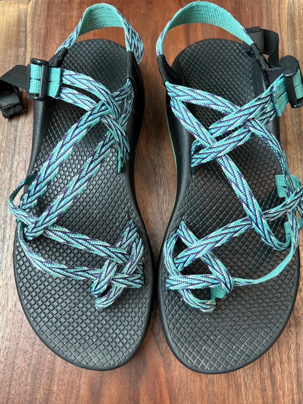 Chaco ZX/2 Classic sandals “dagger” pattern.Women's Teal Outdoor Sandals. Size 9